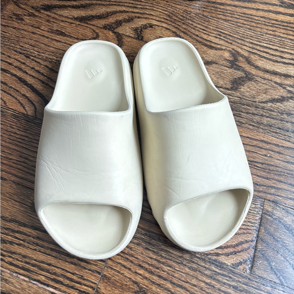 Adidas Men's Cream Slide Sandals